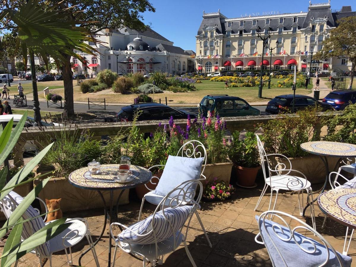 La Villa L'Argentine Cabourg Exterior photo